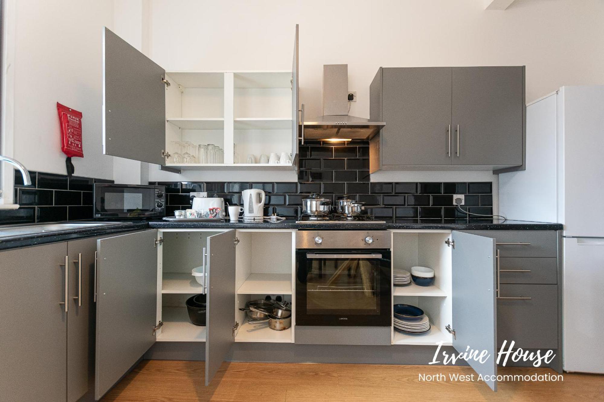 Irvine Contractor Accommodation لييغ المظهر الخارجي الصورة